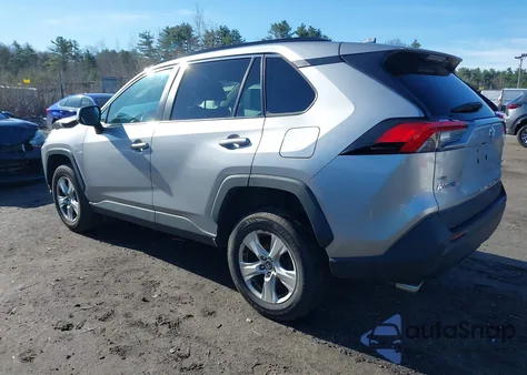 2020 Toyota Rav4 Xle z USA, uszkodzony, nr VIN 2T3P1RFV0LC069209